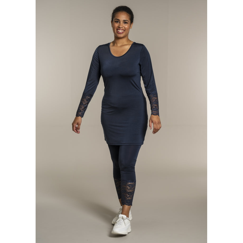 Sandgaard Bluse med blonde ærmer Top Dark Blue