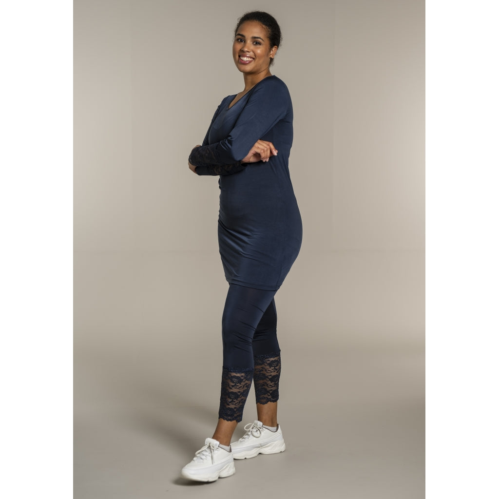 Sandgaard Bluse med blonde ærmer Top Dark Blue