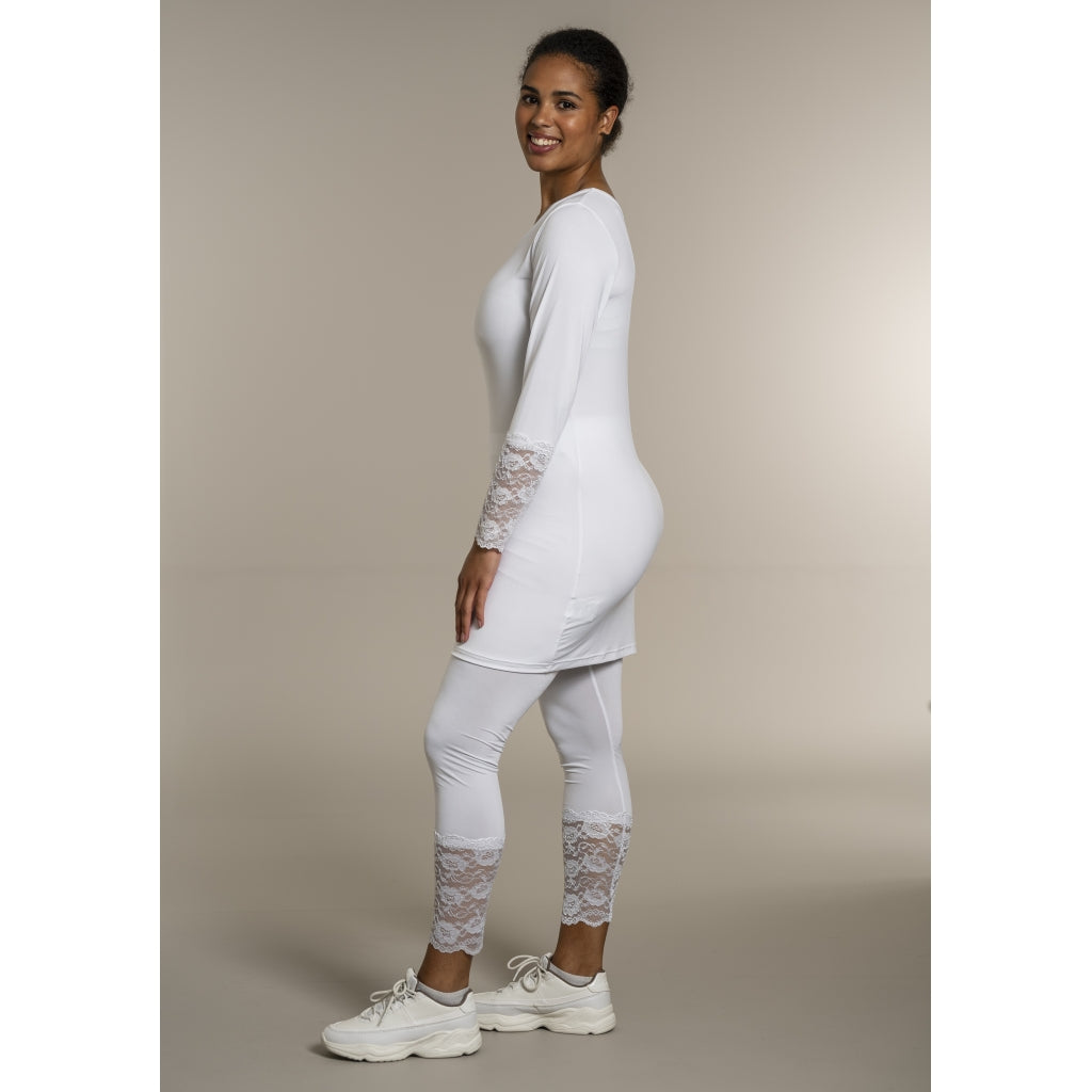 Sandgaard Bluse med blonde ærmer Top White
